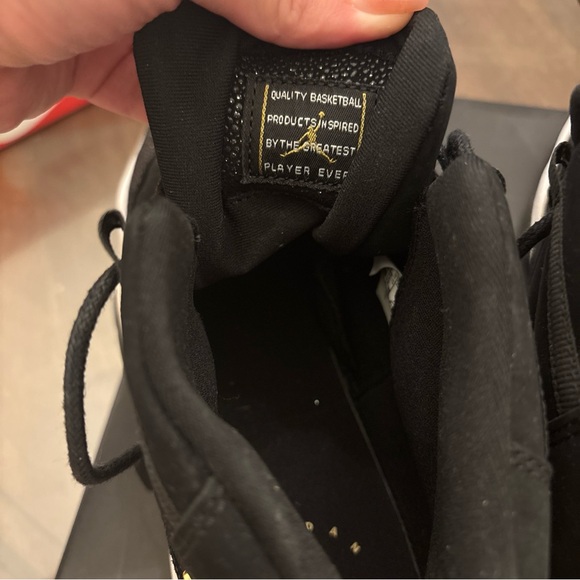 Air Jordan (GS) 11 Retro "HEIRESS BLACK STINGRAY" 2017 - Size 8Y / 9.5 Women - Picture 6 of 6